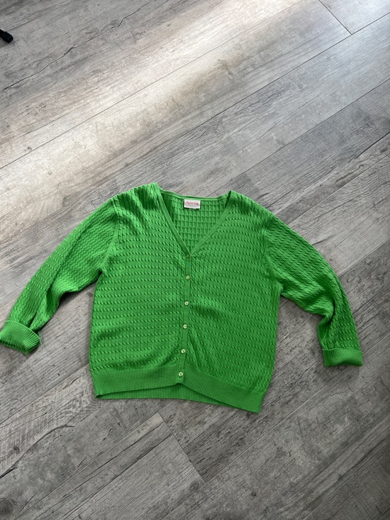 Crystal-Kobe Sweaters - Crystal-Kobe Chartreuse Textured V-Neck Button Front Cardigan Sz M*